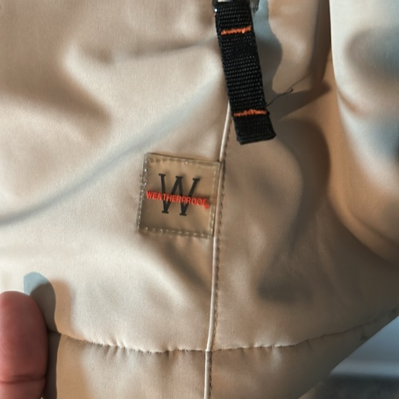 Weatherproof jacket - Picture 6 of 14